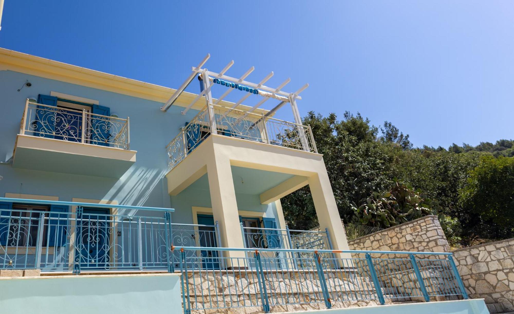 Portolos Apartments - Filiatro Вати Екстериор снимка